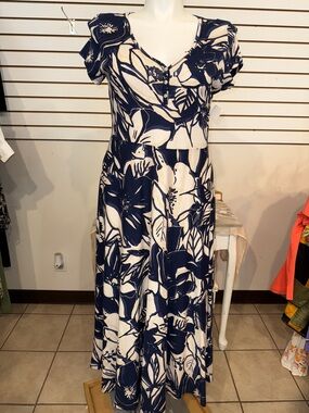 chinese dress ladies Daliah Strapless Floral Maxi Dress  VICI